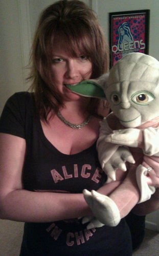 I like potatoes, books, and fruity martinis. I celebrate women of science, the arts and other stuff at Geekette Magazine http://t.co/Uu7ebTKLcT