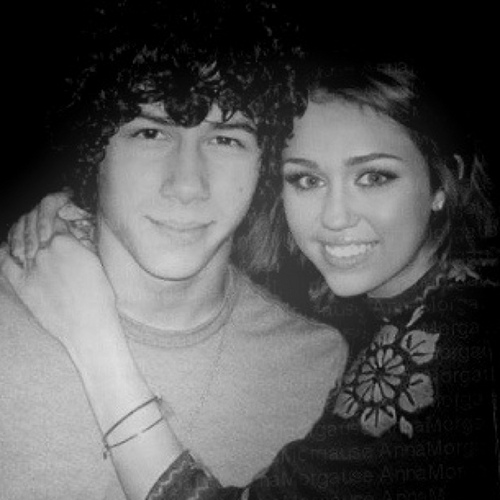 NicholasxJonas's profile picture. Another foggy night in London town…
| Taken. Love you. 6.17.10 | Engaged. 4.23.11 | iloveyounicky(: