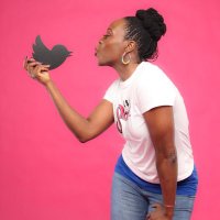 Christine | Moms 'N Charge® 🇺🇬🇷🇼🇺🇸(@MomsNCharge) 's Twitter Profile Photo