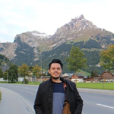 alkarimrd92's profile picture. | S.E.,S.Ikom.,MBA | 1992 | Risk Taker |