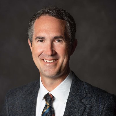 Orthopedic Surgeon, specialized in operative & non-operative treatment of foot and ankle disorders, sports injuries, dance med & post-traumatic reconstruction.