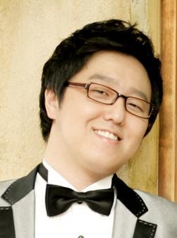 bluesVM's profile picture. COO of FlyFan Corp