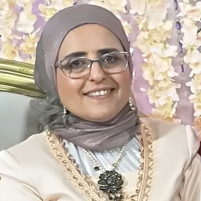 ilhem_haj's profile picture. souriante