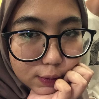 uliwoo's profile picture. She's no longer here, she's been long gone.