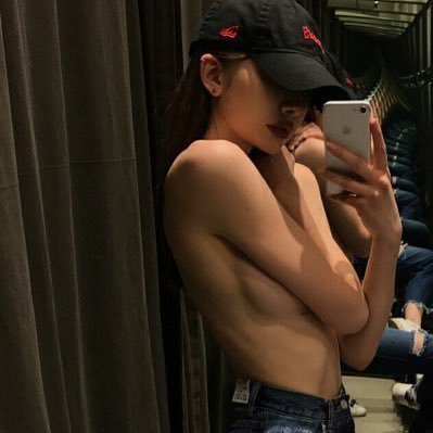 This account build on privacy and quality. 😈 For more follower pictures 👇 @nudespassionvip 👻 Snapchat: forusnap