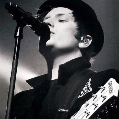 21 y/o | ATL YMAS BMTH FOB LP IDKHOW YC Waterparks❤ | deaf | JJBA❤ | Likes NSFW Stuff |