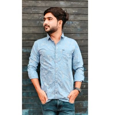 StuDent👔 ,

~NSUI~