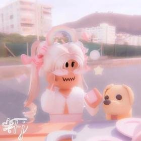 SophieLeggett4's profile picture. 