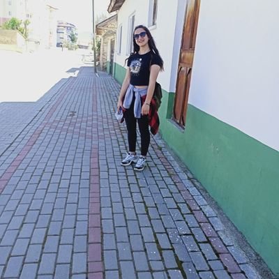 Düştüysek kalkarız polemik yapmaya gerek yok...🌒