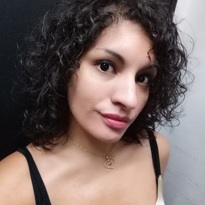 lauritaortiz91's profile picture. Inglés. Viajar. Paz. Espontaneidad.