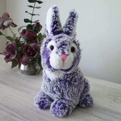 A stuffed rabbit who loves redistricting, but hates gerrymandering! I post maps of Pennsylvania, and I also tweet about PA elections and demographics.