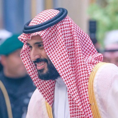 اخلاقك هي معدنك وقيمتك عند الناس فاحرص على ان تُعود نفسك عليها لتكسب محبة الناس