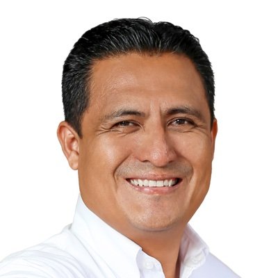 Candidato para la presidencia municipal de Salina Cruz, Oaxaca. Llegó la hora ⌛️ del #CambioTotal en #SalinaCruz. 💪🧡