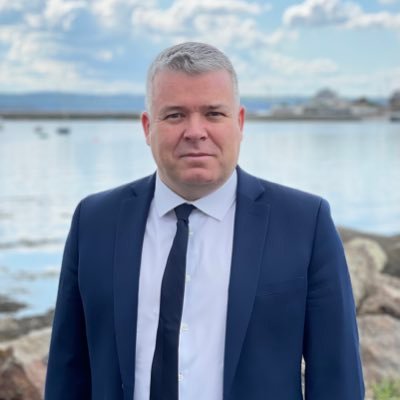 Maire à @LeRelecqKerhuon . Vice-Président à Brest Métropole aux espaces sensibles et au littoral. @fede_ps29 @partisocialiste🌹