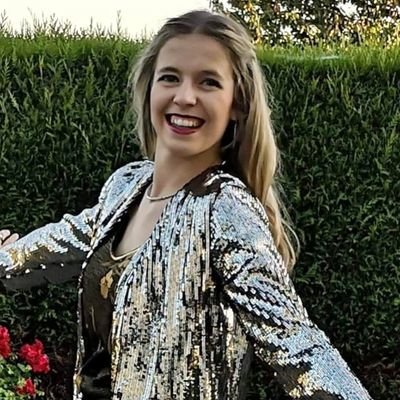 manonchalence_'s profile picture. 27 | Titanic 🚢 | Japon 🌸 | Cabriole 🐇 | Flamenco 🪭 | Italie 🍋