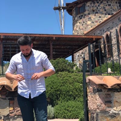 ahmetozdal34's profile picture. 