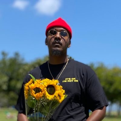 Jahblessmitch's profile picture. IG: @mitchdontkilllmyvibe