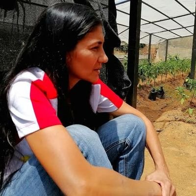MarilzaFdosSan1's profile picture. Patriota, mãe, casada, conservadora, costureira, de direita e pró Bolsonaro
