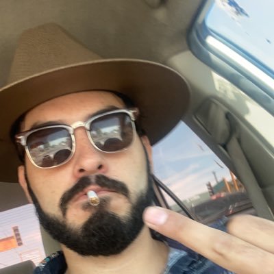 EdgarLg_Pkz's profile picture. 