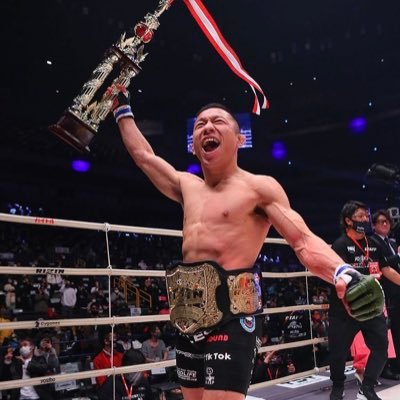 そこら辺にいる格闘技好きの10代
ボクシング、RIZIN、K‐1などなど