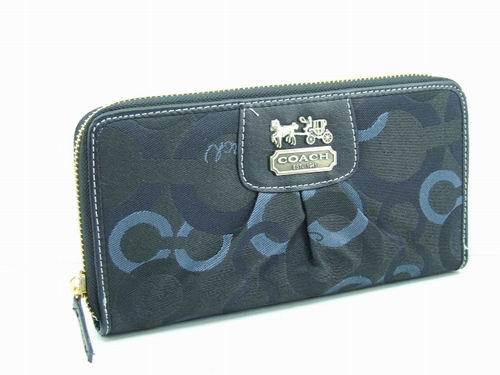 Our company retail and wholesale fashion products, handbags, shoes, belt, shirt, pants and more, Please check on our online shop. http://t.co/pk04PYn0B2