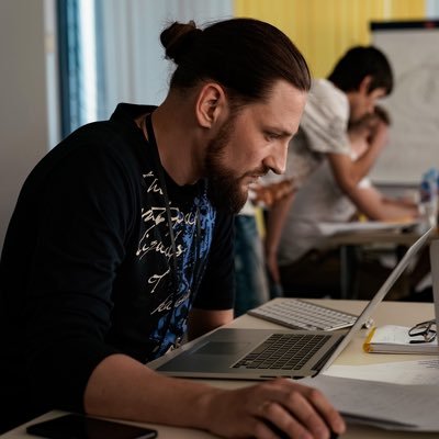 Legendaric's profile picture. UX/UI designer