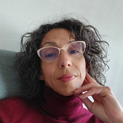 Restauro muebles escuchando y respetando las historias que tienen para contar. Encuéntrame en https://t.co/DzD8HqkMOu