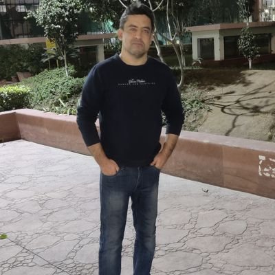 Barech44's profile picture. 