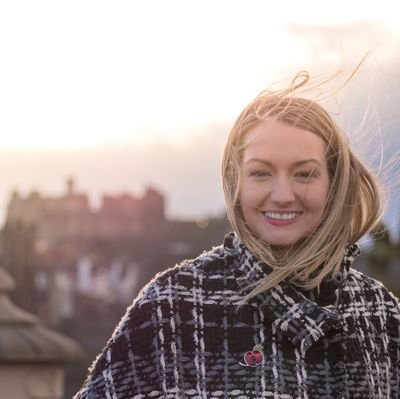 Ladylourob's profile picture. Swimmer 🏊‍♀️