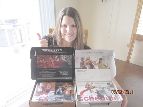 JenMBush's profile picture. Mom.Family.Fitness.Health.Animals.New people.Fun.Silly.Christian.New things.Laughing.Positive.On a mission 2 lose weight http://t.co/MVeJNfOCmA