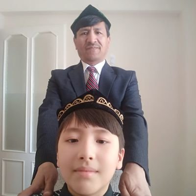 uyghuristan cumhuriyetinin bağamsizliki  için katil çin recimi altinda  soykirim içersinde   imdad bekleyen 40 milyun mazlum uyghuru kurtarmak için yemin ettim