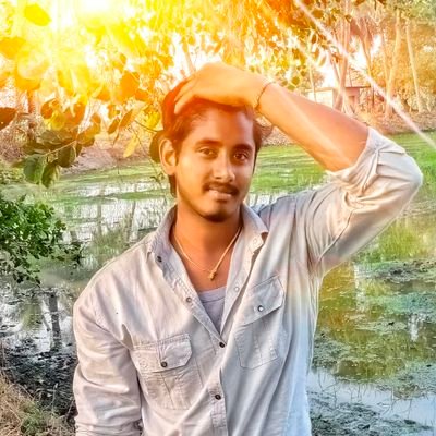 MrPlayB02331002's profile picture. Be smile