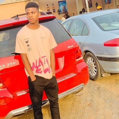 ThompsonFrosh's profile picture. Don't judge me before you know me if not you will hate me for no reason ☠️🔥💔