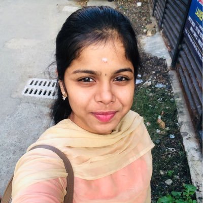 nandhinip2009's profile picture. 