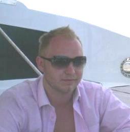 Media Intelligence Professional. CPFC supporter.