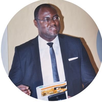 Editorialiste/Producteur/Sociologue -
Marketing &Com/
Droit-Economie-Gestion(Management des Médias)/
Senior IT Manager
Sces sociales et religieuses.