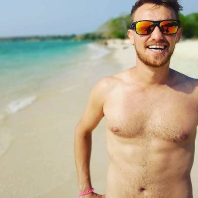 apiocba's profile picture. 关注必回，美好生活一起分享