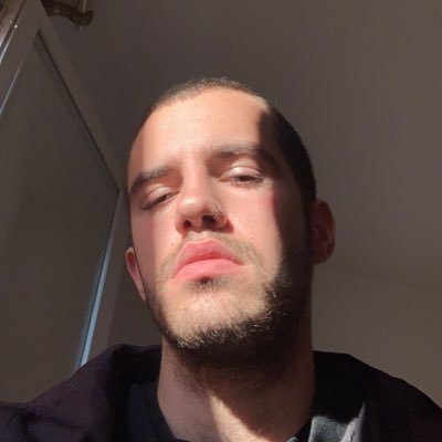 aloonsoo__'s profile picture. Ey tamos d vueltaaaaaa