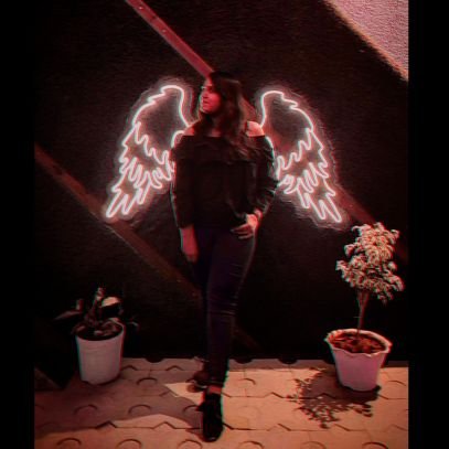 SamdaniSheena's profile picture. confused between coincidence and destiny.