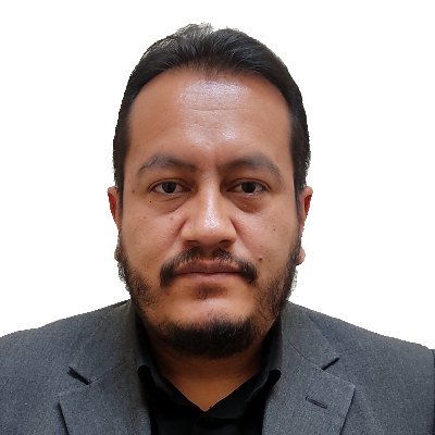 Licenciado en Informatica Administrativa y Estudiante de la Ingenieria en Desarrollo de Software