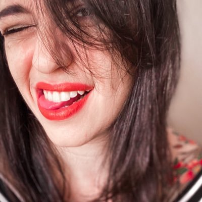 aquelasamantham's profile picture. Agora que o BBB acabou, retornaremos à programação normal. Obrigada.