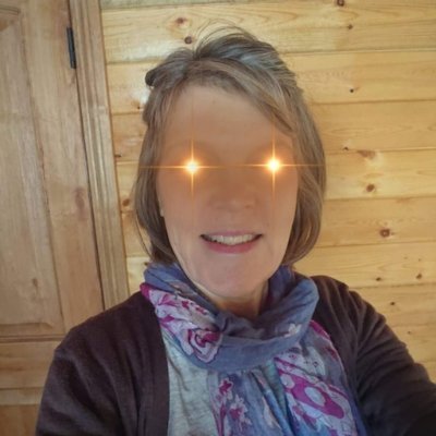 Health Coach 🍎 I help women over 50 heal, inspired by plant based eating and natural living 🌱🍅🥬🍉🥑🥭🥦🌻☀️💧🤸♀️ 🇺🇸🇿🇦 Health Elevated ❤️