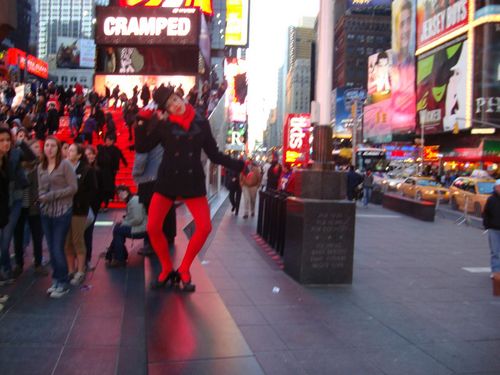 LiliMandarina's profile picture. Performance artist in NYC. Actress, Dancer Singer Muse Comedian!