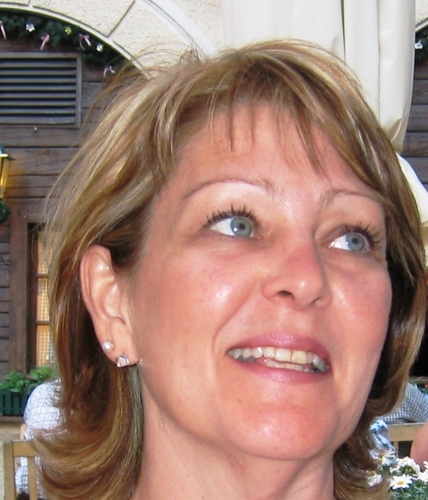 Web Savvy Publicist, Marketer & Digital Strategist. Helping Authors, Experts & Creative Profs. Connect, Create, Promote & Convert.