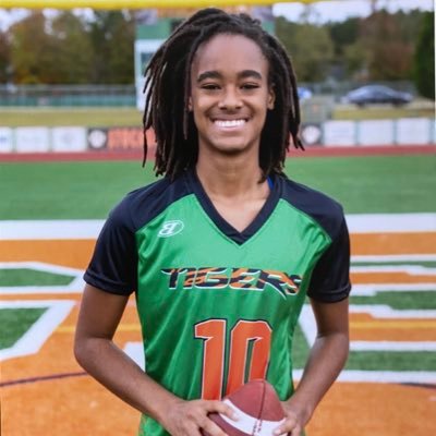 ⭐️ Macahria Maxey 🏈🏊🏽‍♀️🥎🥍 Stockbridge High School ‘21