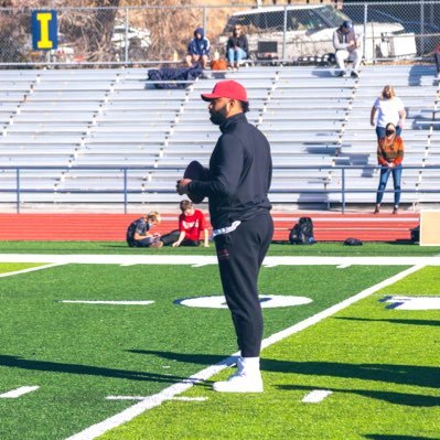 • University of Hawaii at Mānoa • @Hawaiifootball Warriors Alumn • Head Receivers Coach & Special Teams Coordinator @nolancatholicfb • 🏴‍☠️@raiders