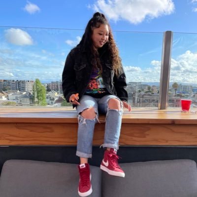 THE_Vivsterss's profile picture. 