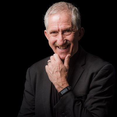 Lifestyle Coach for over 30 years, a radio presenter for over 29 years, an international actor for more than 10 years.
Life does not get Better, YOU get better