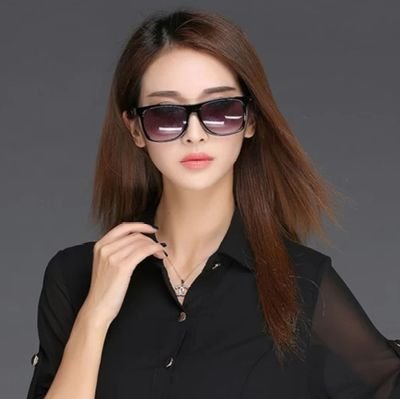 DivyaSi86671668's profile picture. Indian