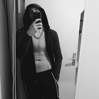 Je suis un mec couvert
Instag dylan_b2o Abonnés bon toi